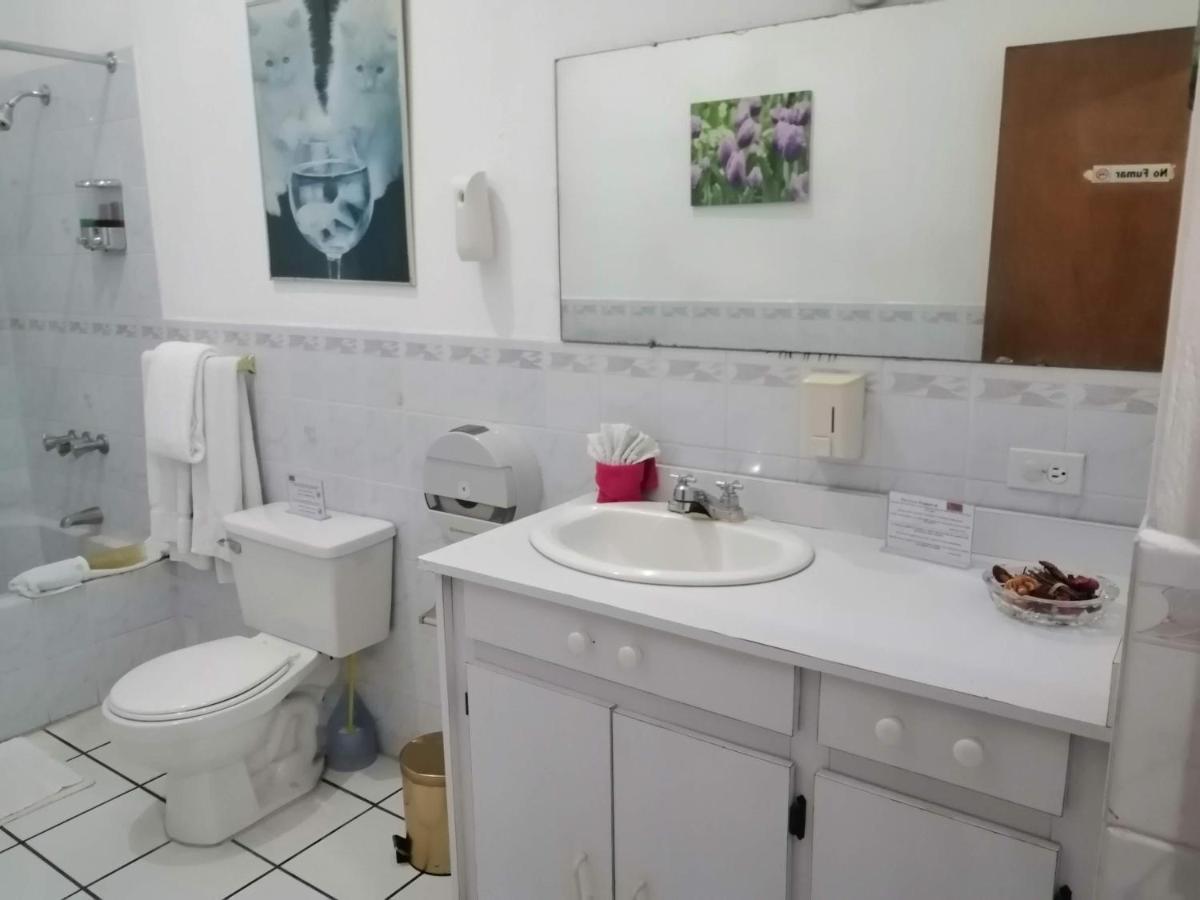 Novohostal B&B Guatemala City Eksteriør bilde