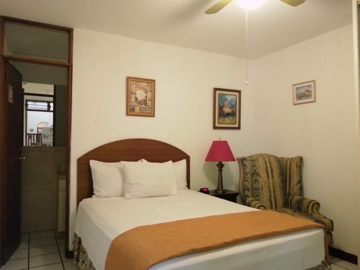 Novohostal B&B Guatemala City Eksteriør bilde