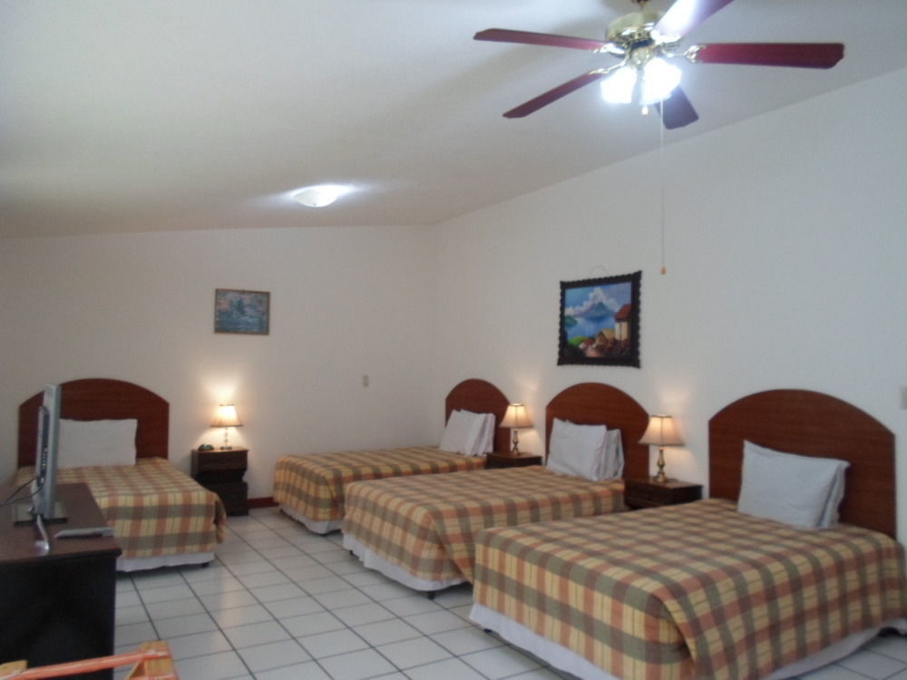 Novohostal B&B Guatemala City Eksteriør bilde