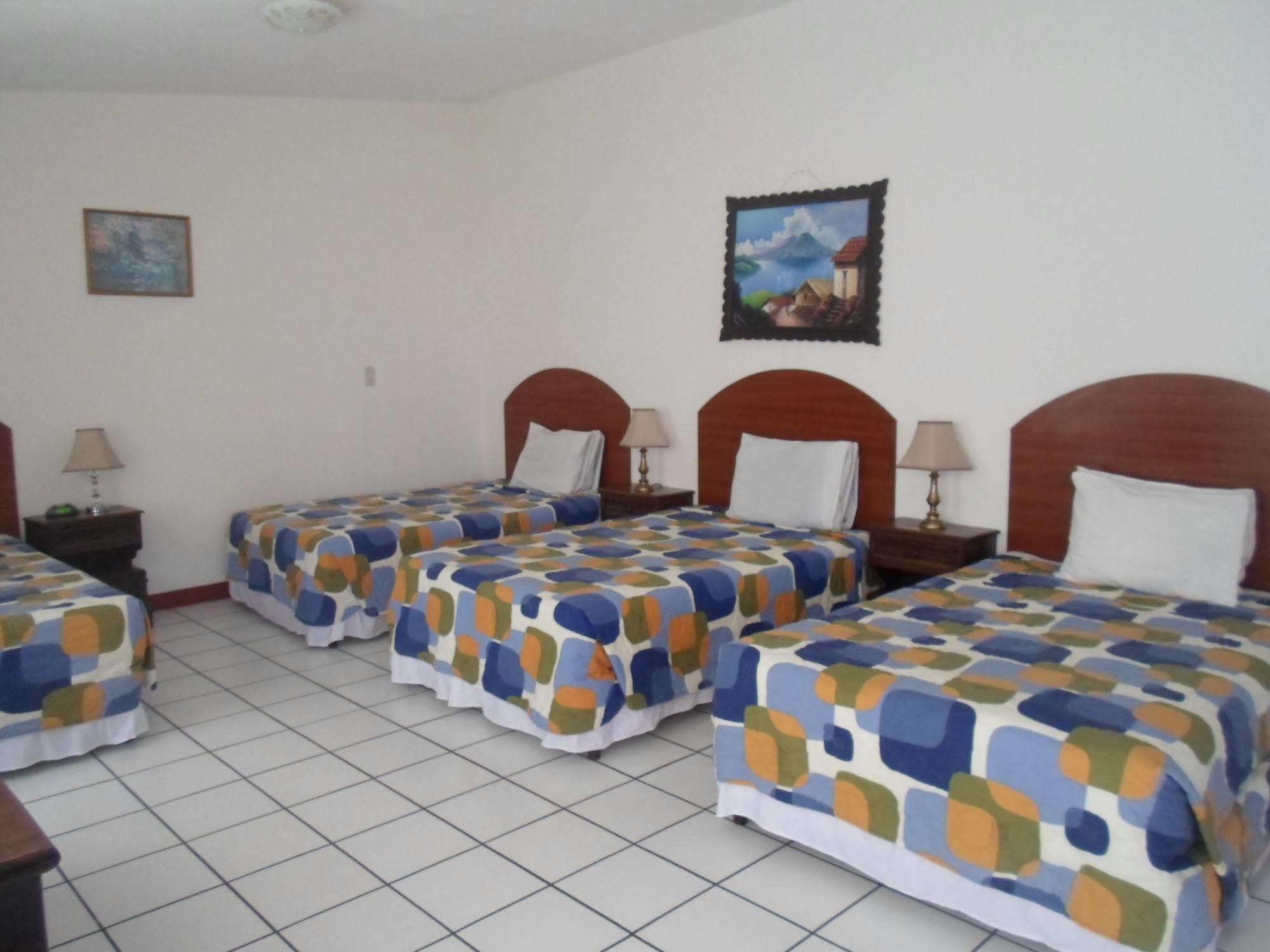 Novohostal B&B Guatemala City Eksteriør bilde