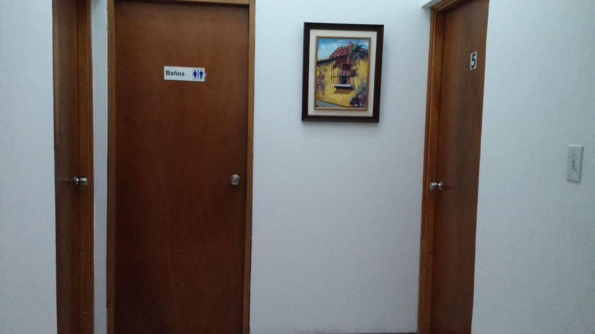 Novohostal B&B Guatemala City Eksteriør bilde
